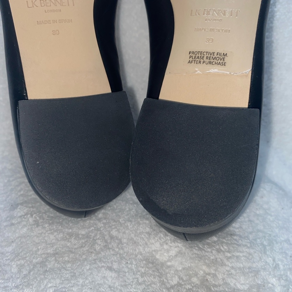 LK Bennett Black Leather Pointed Ballet Flats with Gold Accent - Picture 5 of 8